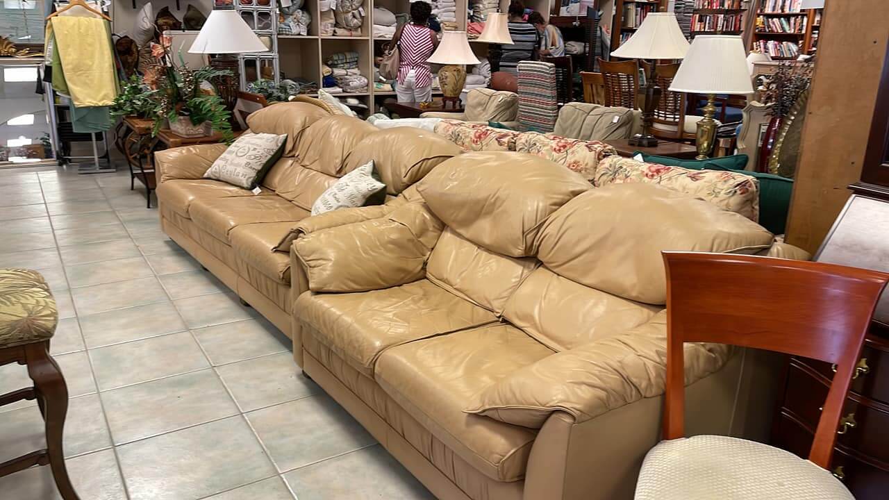 10 Thrift Shops in Florida for Treasures at Bargain Prices